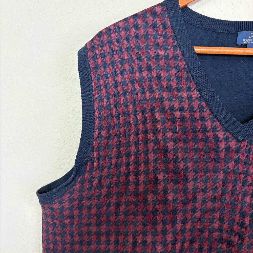 Brooks Brothers Merino Wool Navy & Burgundy V-Neck Herringbone Sweater Size XL - Picture 7 of 15